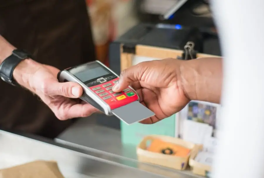 a customer uses credit card